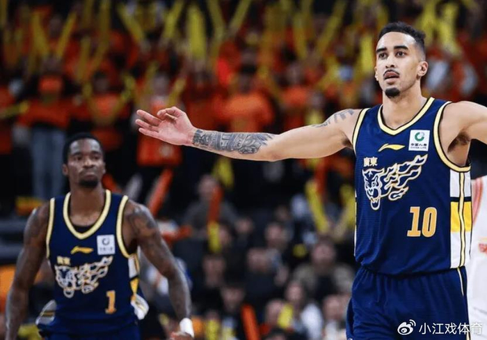 永利官网-数据对比，广东队外援贝兹利和特雷韦林-奎因谁更强？|NBA|三分球命中率|投篮|俄克拉荷马雷霆队|菲尼克斯太阳队_新浪体育_新浪新闻