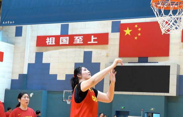 女篮28人集训名单出炉！2米23张子宇剑指亚洲杯